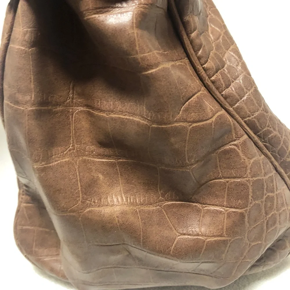 ๐ 3/15.00 Worthington Magnetic Closure Shoulder Purse - Picture 4 of 12